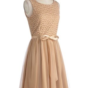 Modcloth flower arch dress